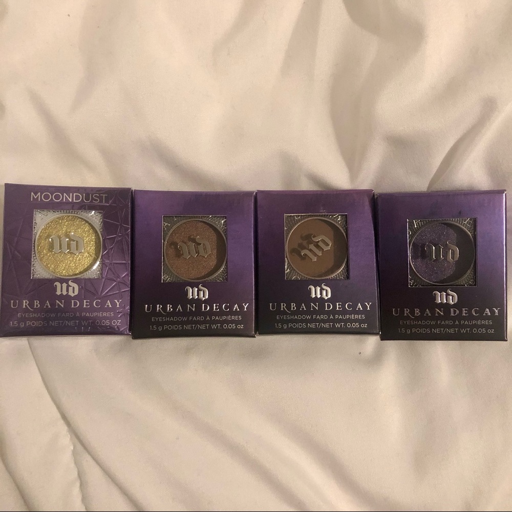 Set of 4 Urban Decay Eyeshadow Singles New in Box